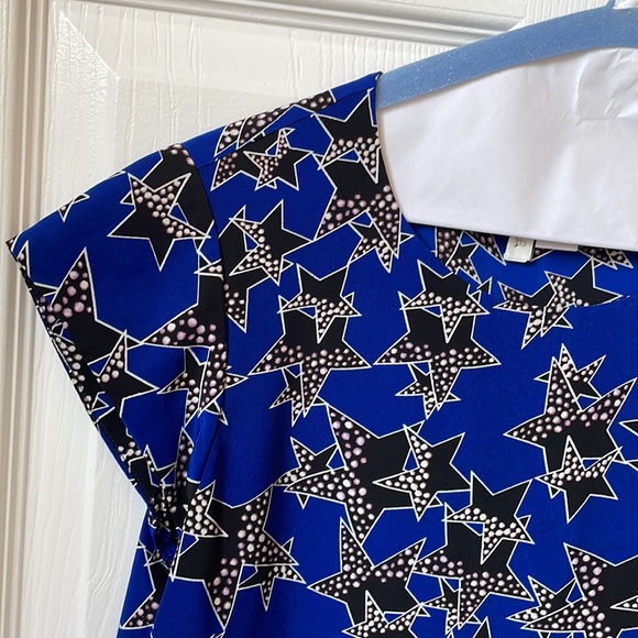 Womens Diane Von Furstenberg short sleeve blouse. - Picture 2 of 4